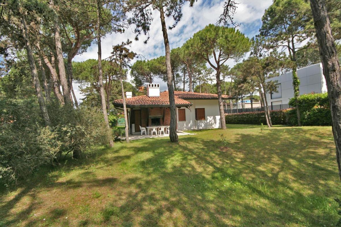 Ba - Villa Lucy - Single Villa - Lignano Sabbiadoro Kültér fotó